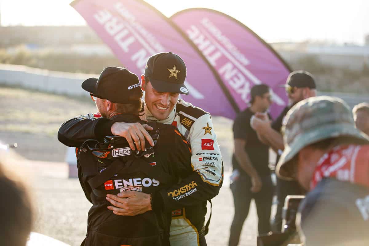 Aasbo hugs Bakchis following the dramatic Final, 2024 Formula DRIFT Utah